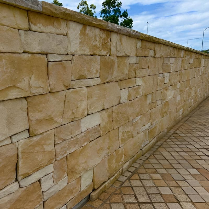 Muro con piedras apiladas en seco - Muros de mampostería