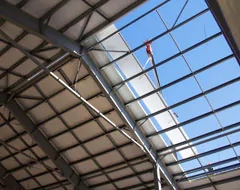Proceso de instalación de un techo de Multypanel